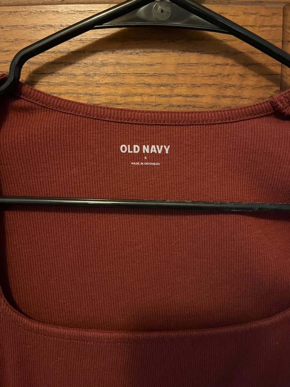 Old Navy Brick Red Square Neck cropped Short Sleeve Tee - Picture 3 of 3